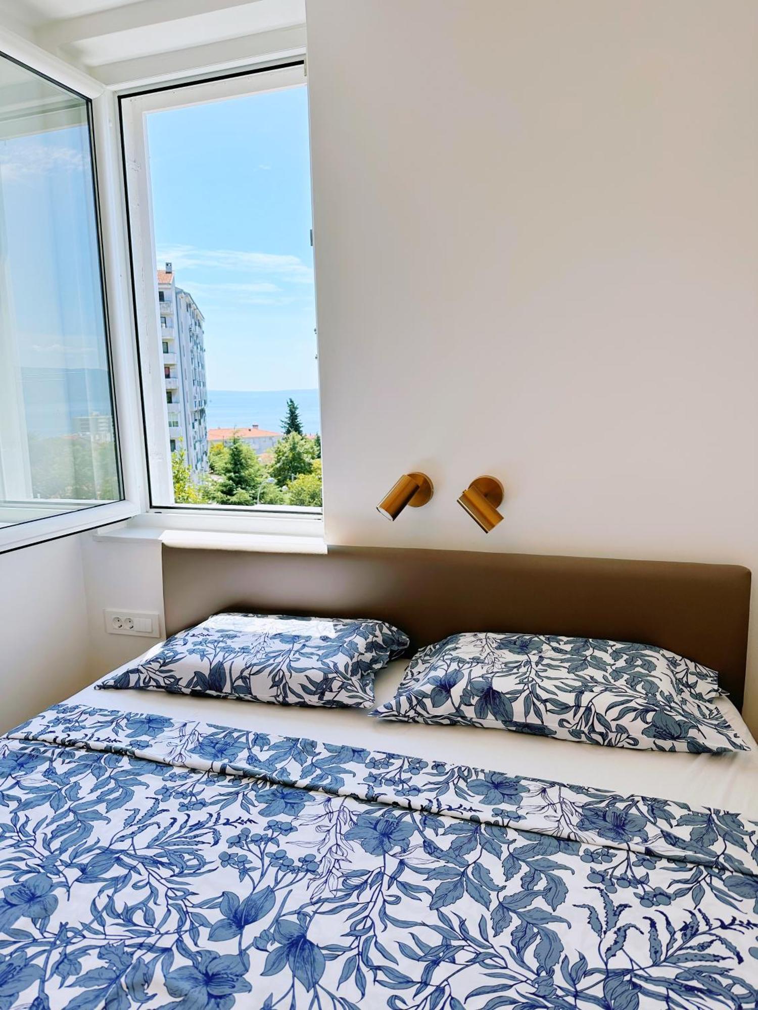 Luxury Apartment Ames Риека Экстерьер фото