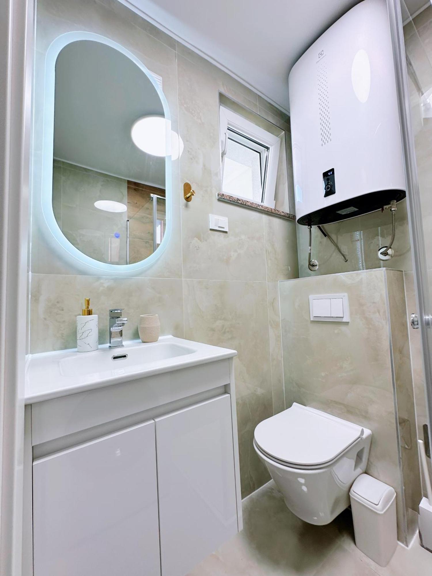 Luxury Apartment Ames Риека Экстерьер фото